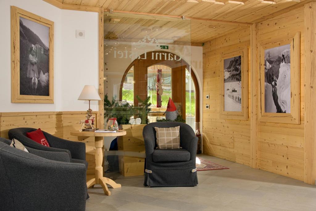 Hotel Garni Lastei Pozza di Fassa Eksteriør bilde